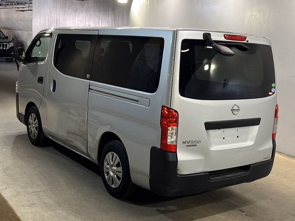 NISSAN NV350 CARAVAN