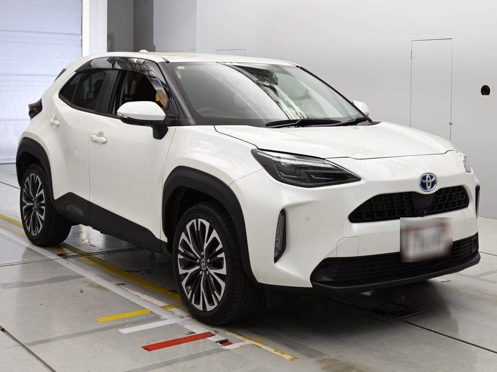 TOYOTA YARIS CROSS