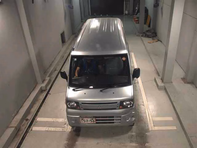 MITSUBISHI MINICAB