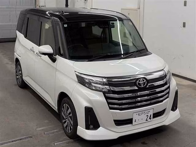 TOYOTA TANK