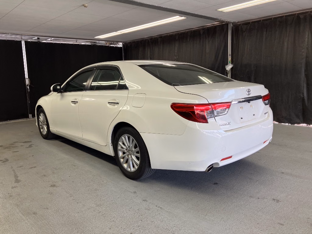 TOYOTA MARK X