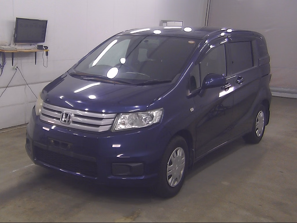 HONDA FREED SPIKE