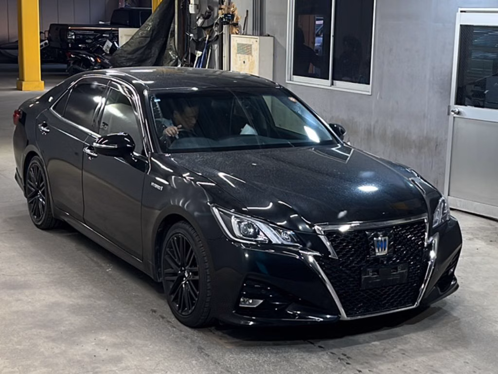 TOYOTA CROWN