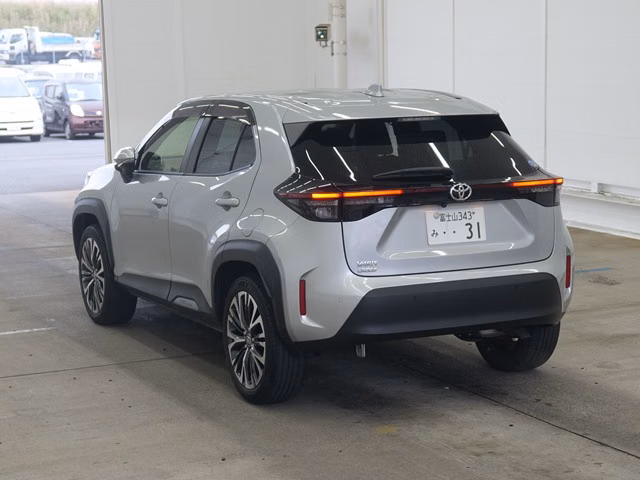 TOYOTA YARIS CROSS