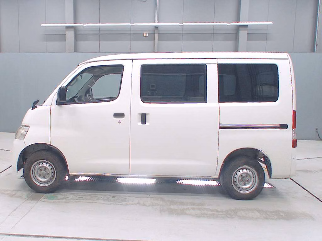 TOYOTA LITE ACE