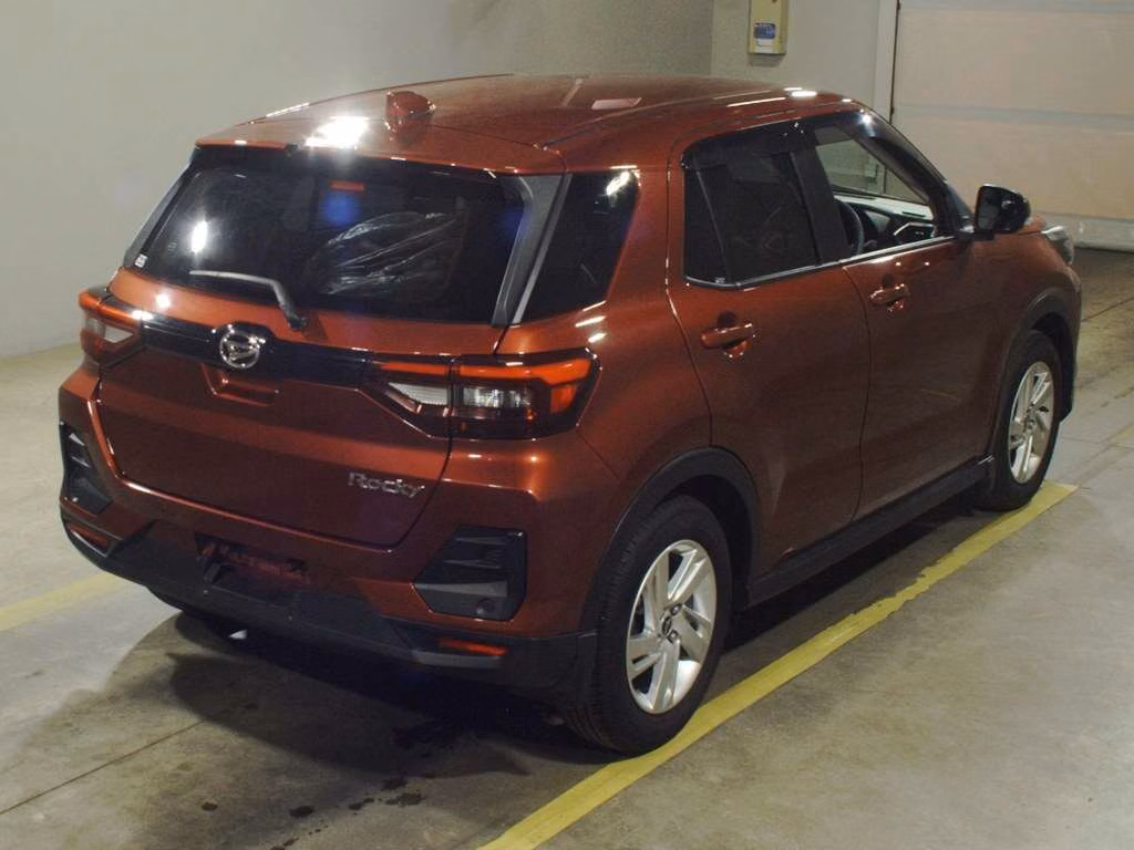 DAIHATSU ROCKY