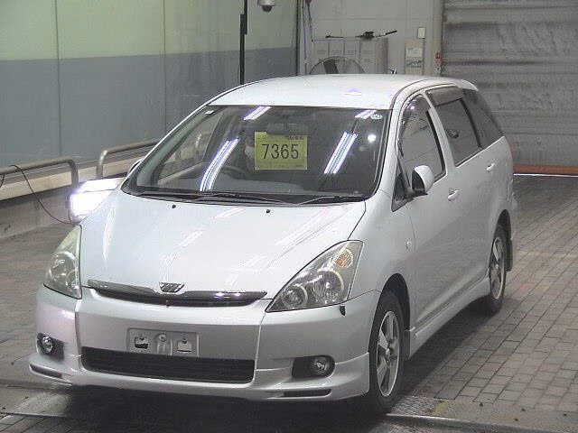 TOYOTA WISH