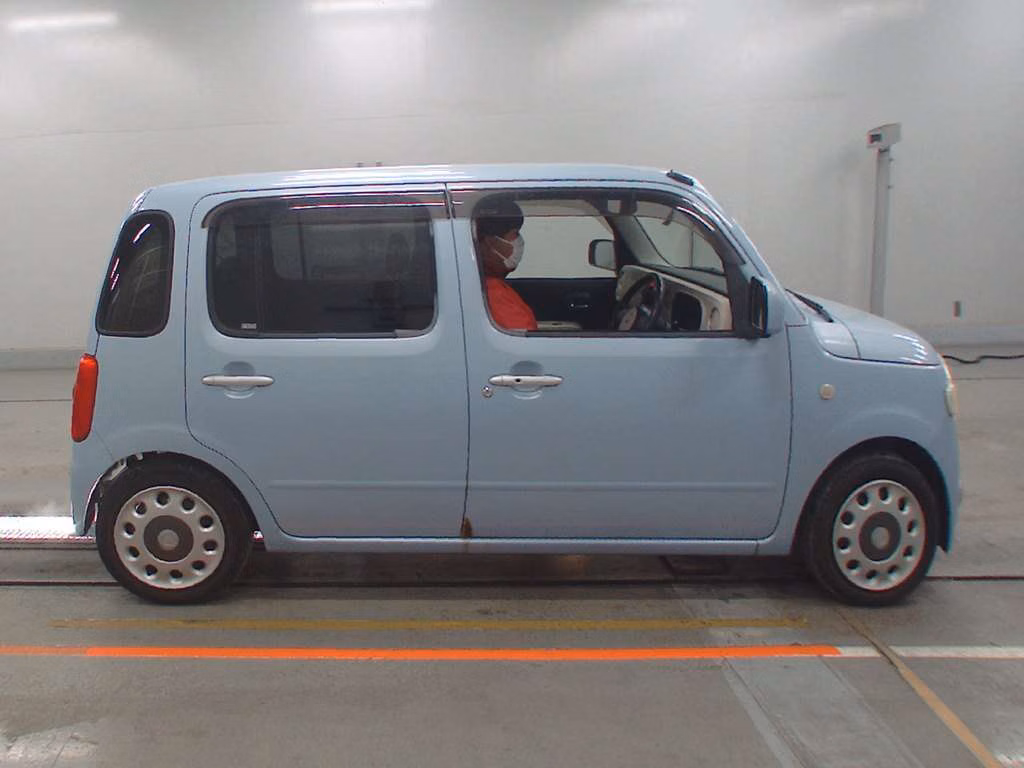 DAIHATSU MIRA COCOA