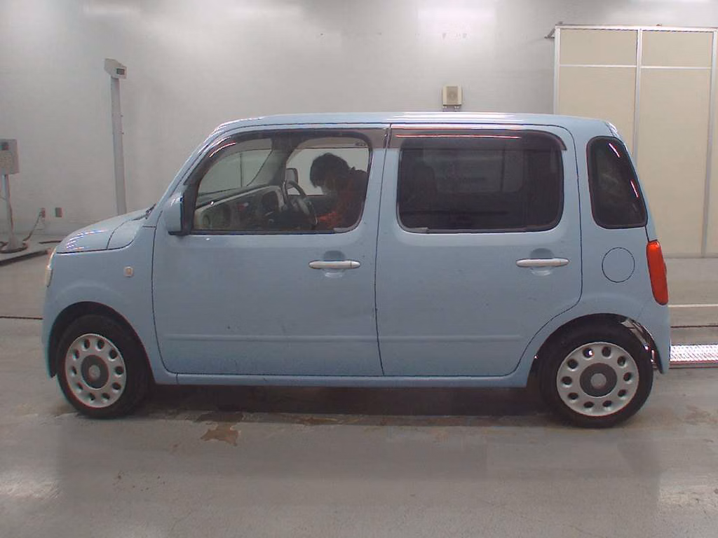 DAIHATSU MIRA COCOA