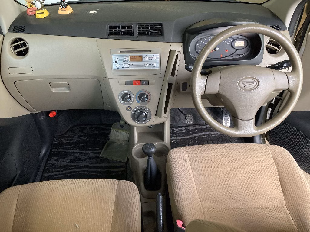 DAIHATSU MIRA