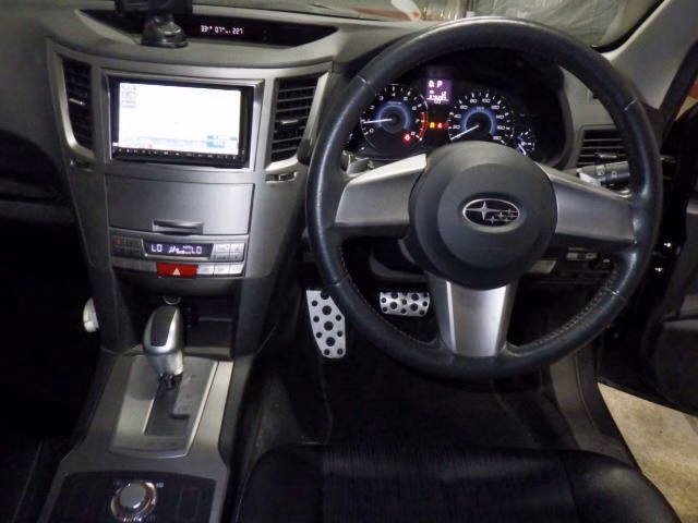 SUBARU LEGACY