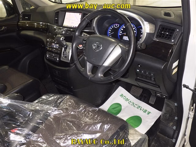 NISSAN ELGRAND