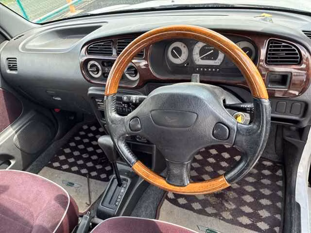 DAIHATSU MIRA GINO