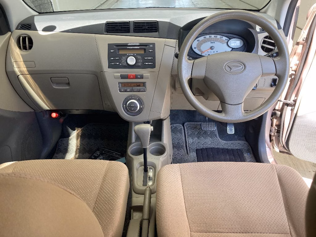 DAIHATSU MIRA