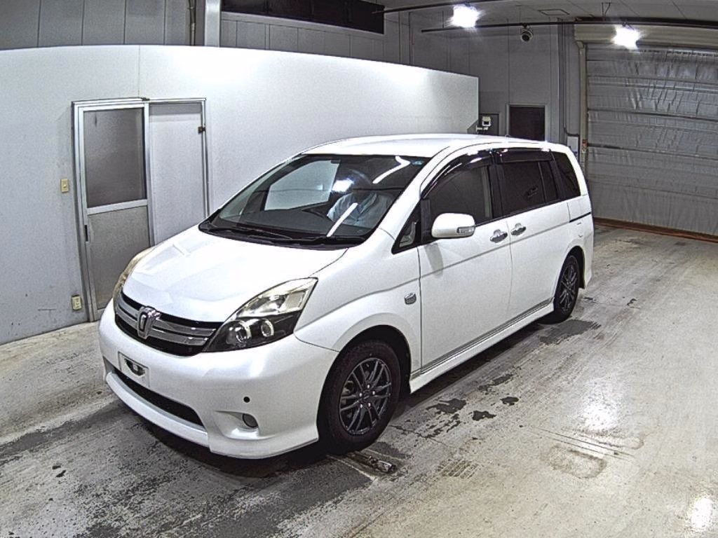 TOYOTA ISIS