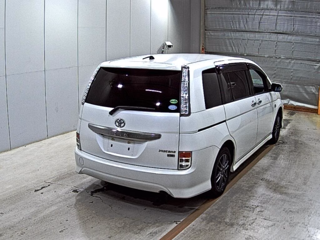 TOYOTA ISIS