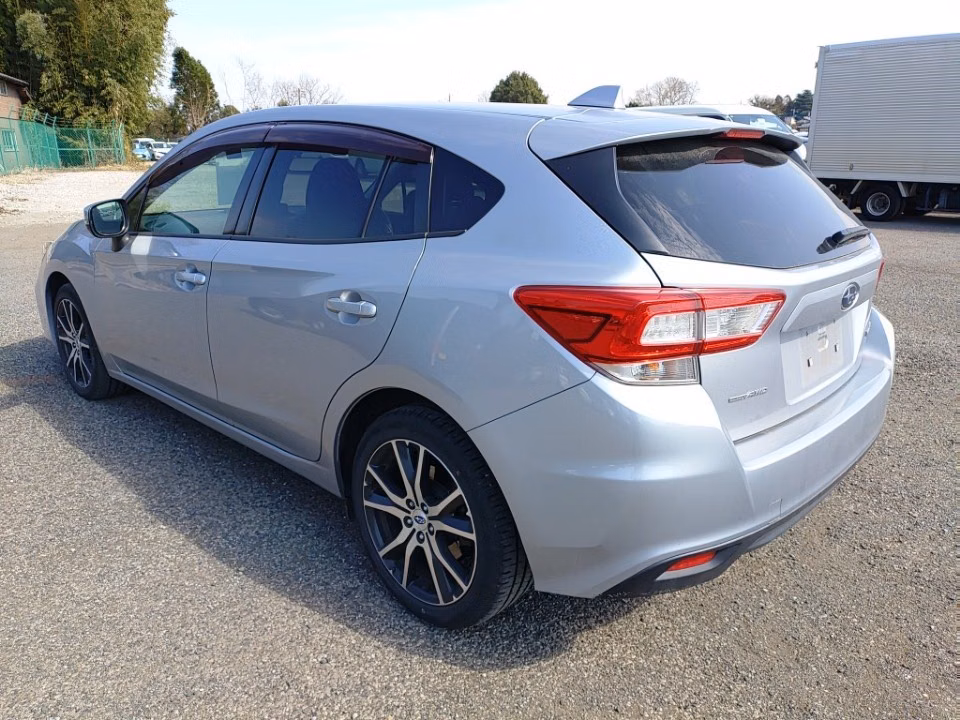 SUBARU IMPREZA