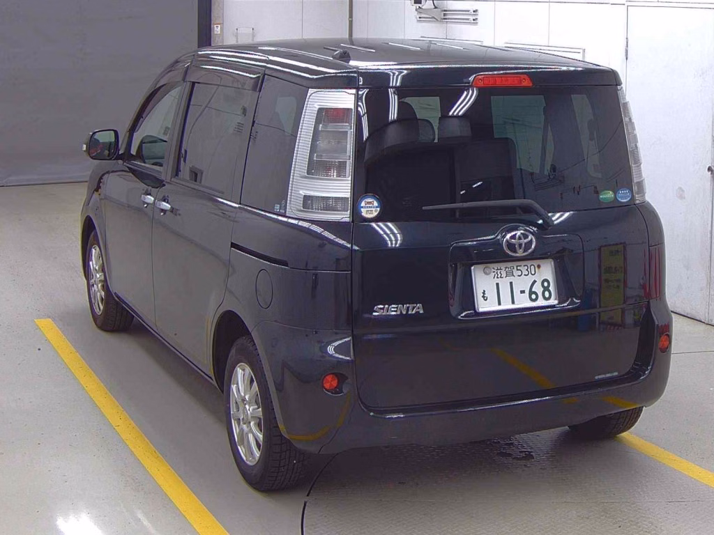 TOYOTA SIENTA