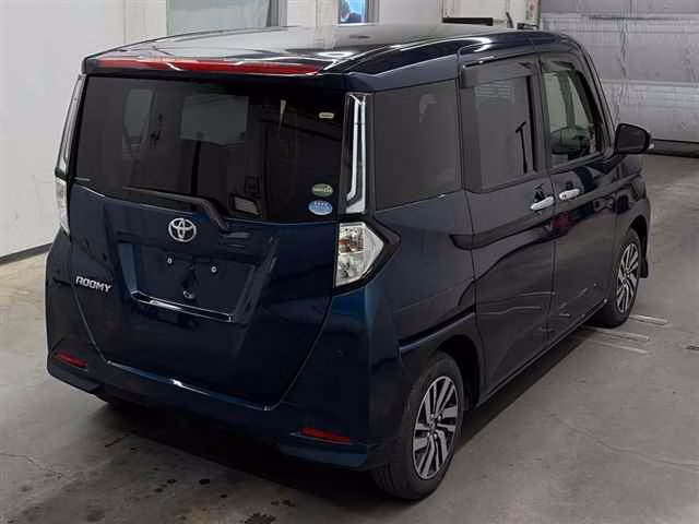 TOYOTA TANK