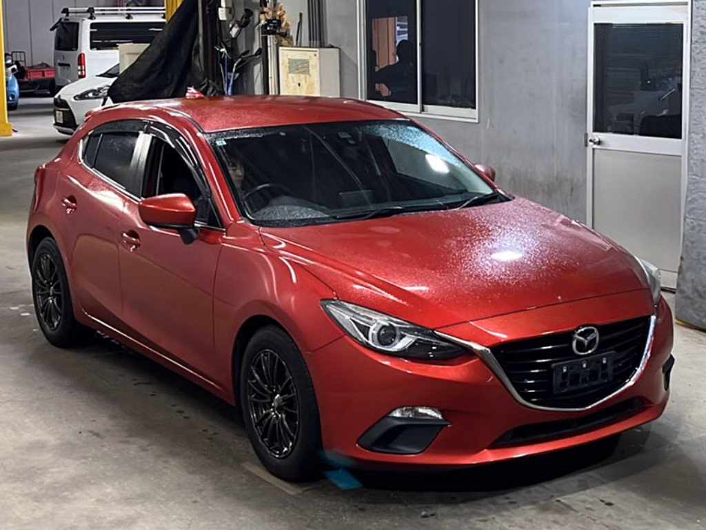 MAZDA AXELA