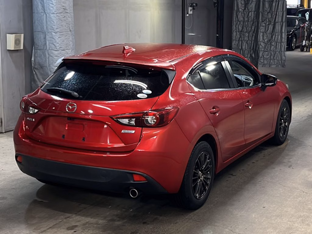 MAZDA AXELA