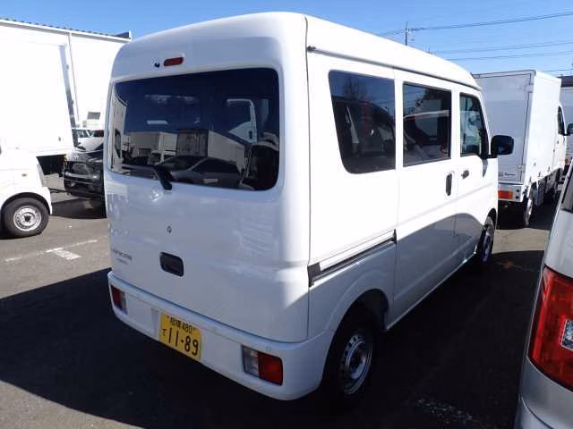 MITSUBISHI MINICAB