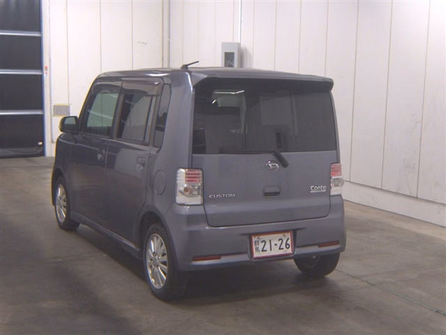 DAIHATSU MOVE CONTE