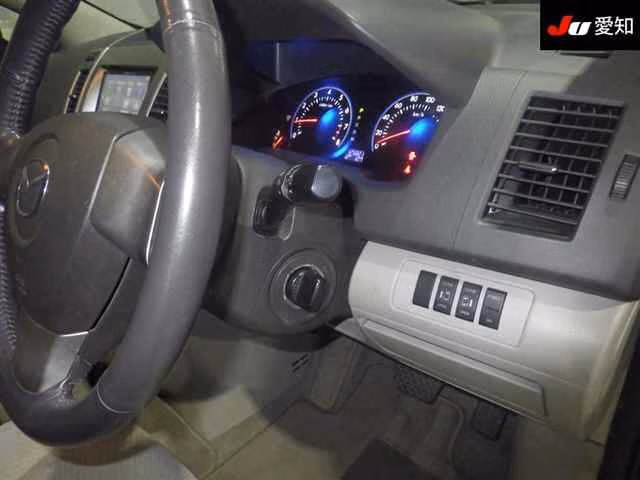 MAZDA MPV
