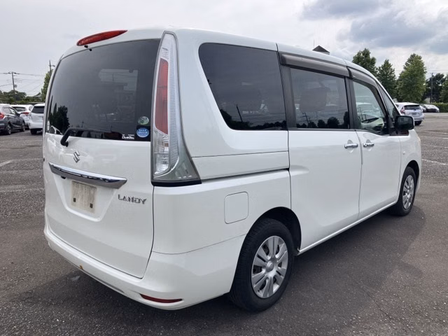 SUZUKI LANDY