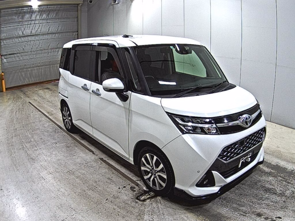 TOYOTA TANK