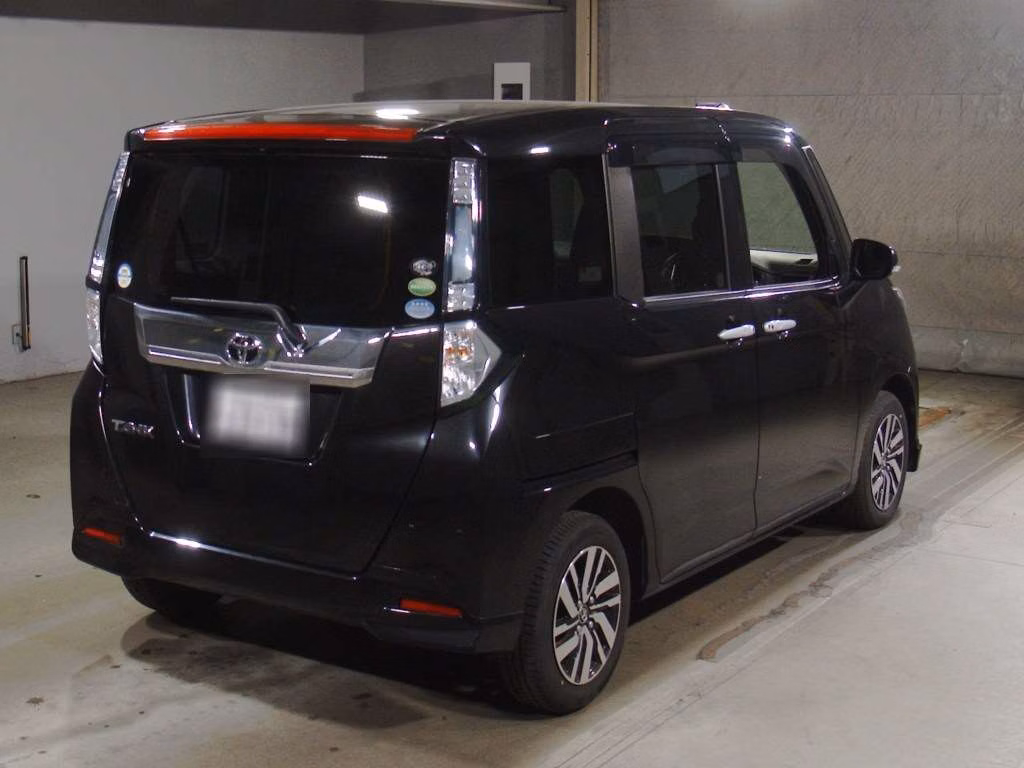 TOYOTA TANK