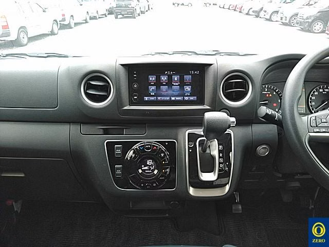 NISSAN CARAVAN