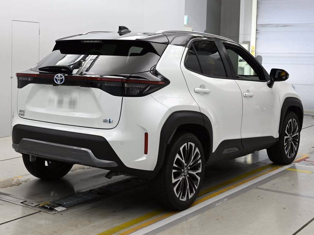 TOYOTA YARIS CROSS
