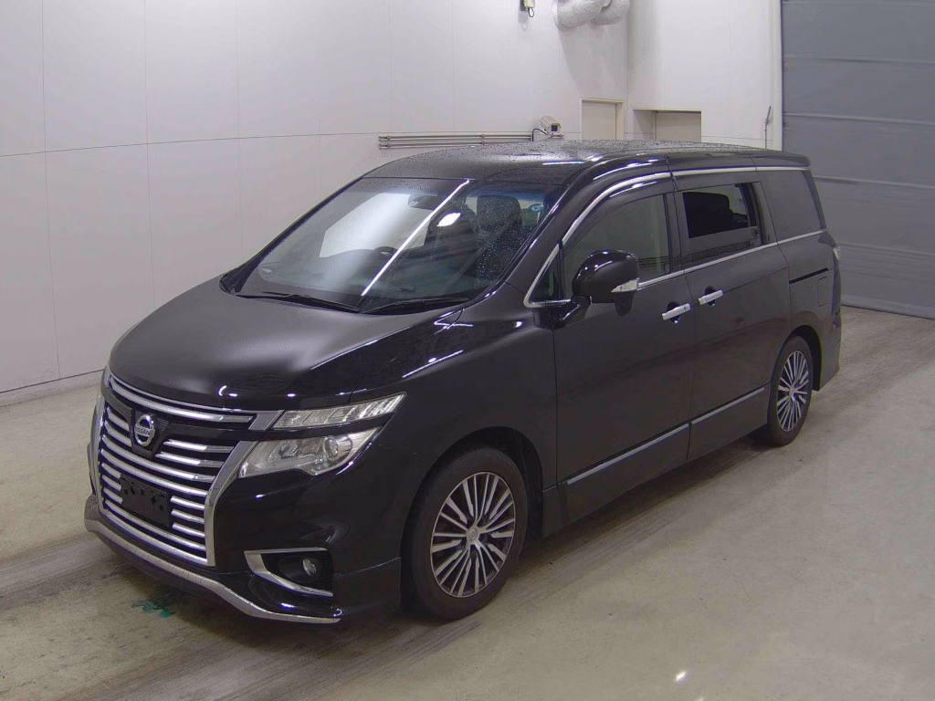NISSAN ELGRAND
