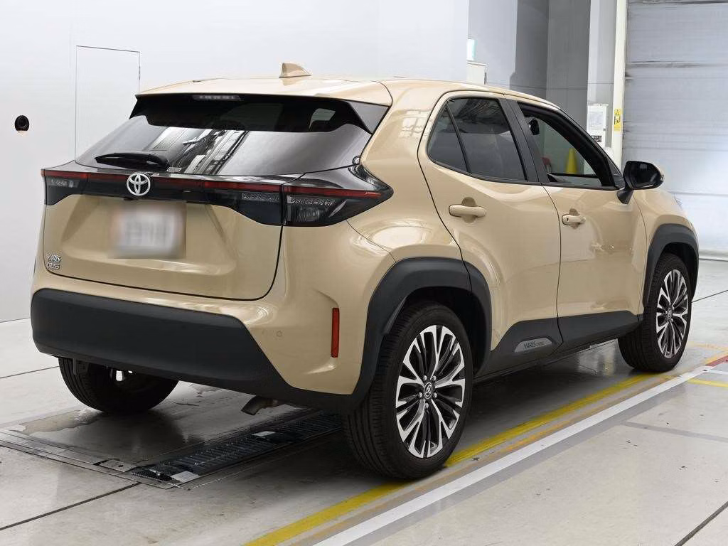 TOYOTA YARIS CROSS