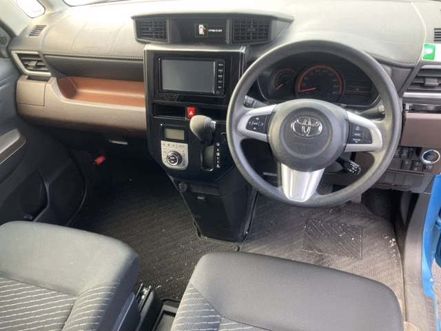TOYOTA TANK