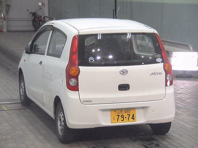DAIHATSU MIRA