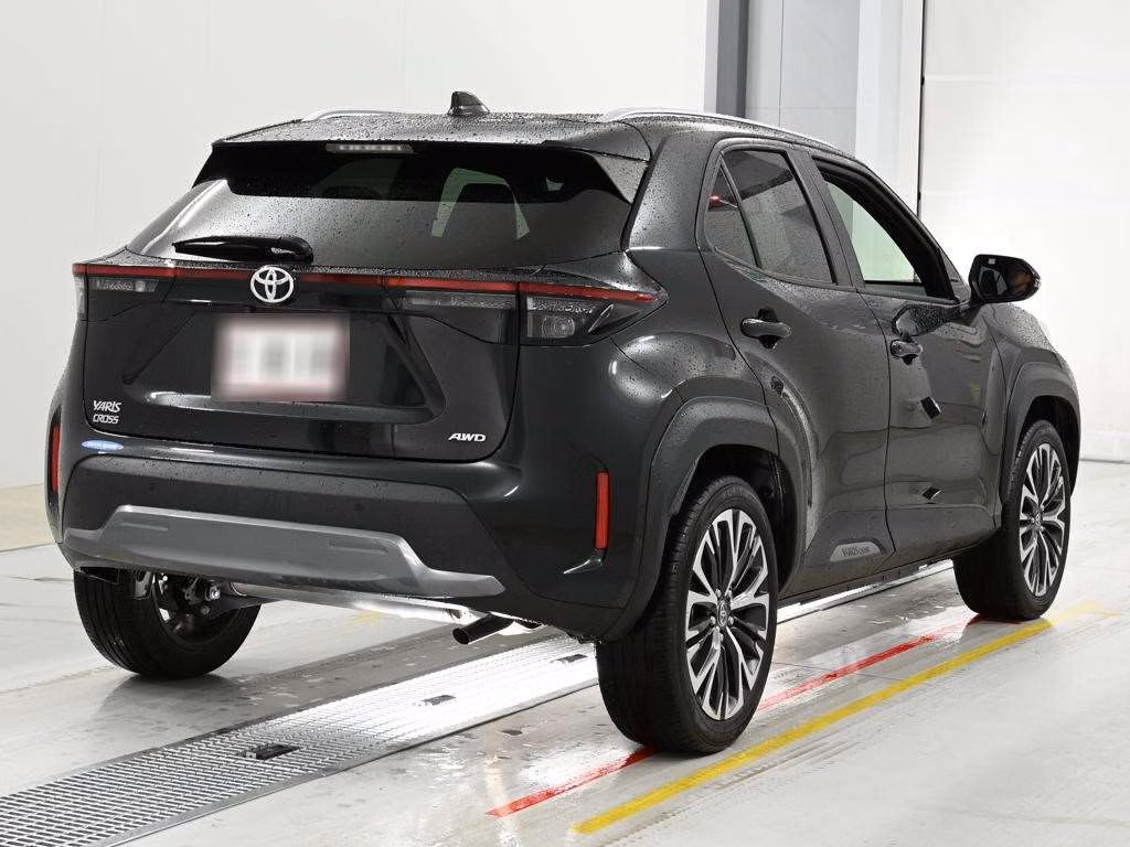 TOYOTA YARIS CROSS