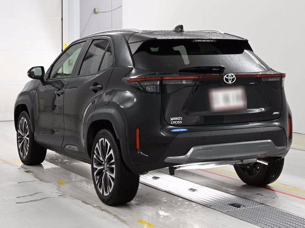 TOYOTA YARIS CROSS