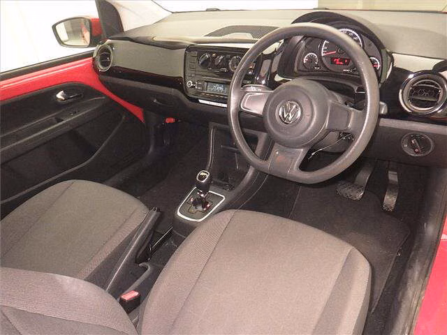 VOLKSWAGEN UP!