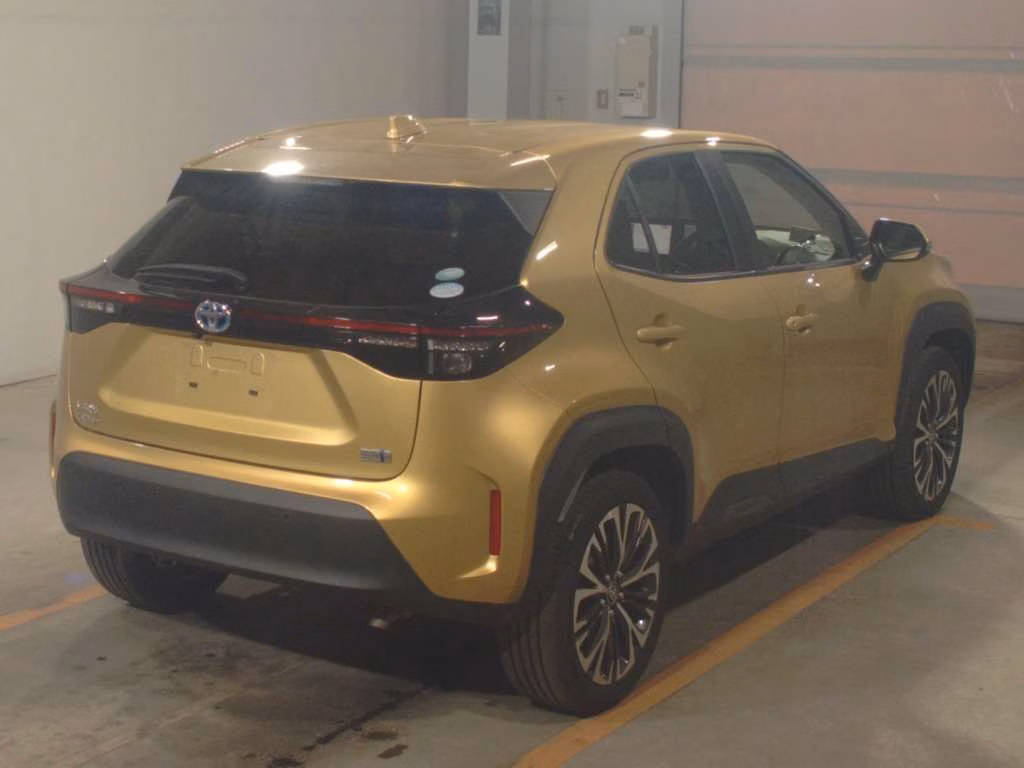 TOYOTA YARIS CROSS