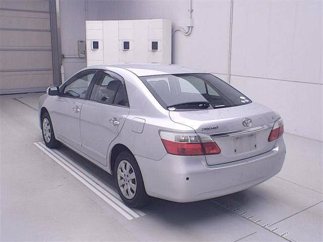 TOYOTA PREMIO