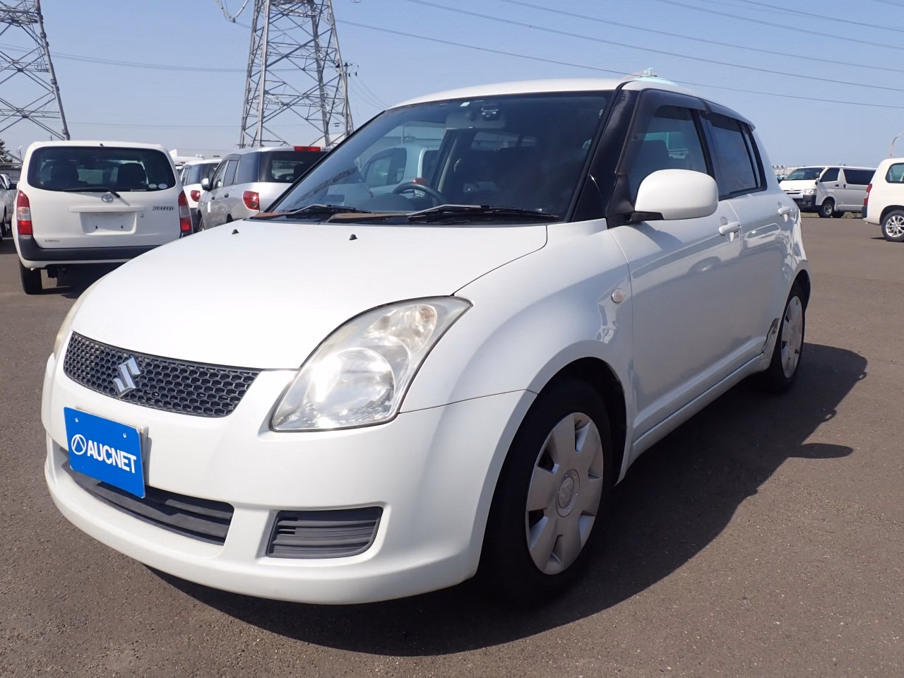 SUZUKI SWIFT