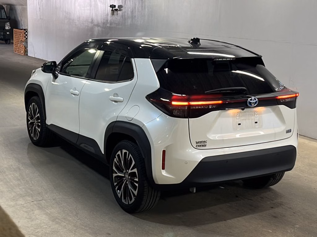 TOYOTA YARIS CROSS