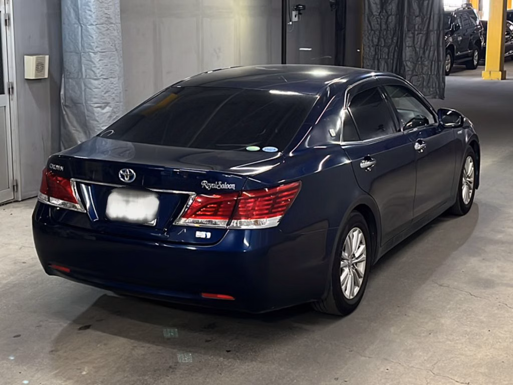 TOYOTA CROWN