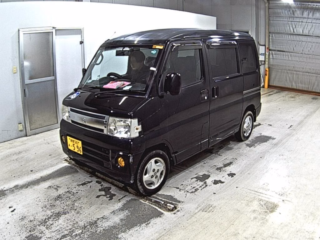 MITSUBISHI TOWN BOX