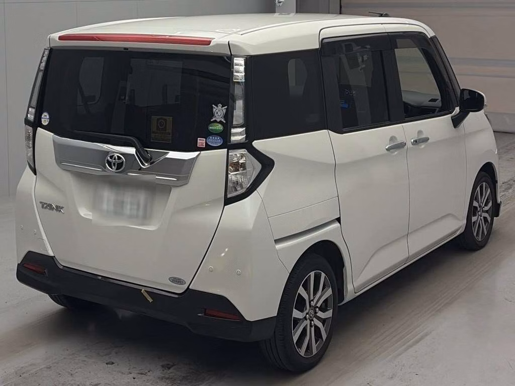 TOYOTA TANK