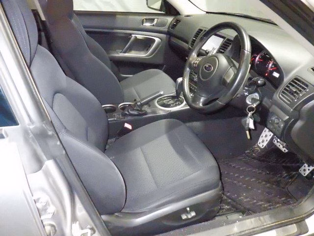 SUBARU LEGACY