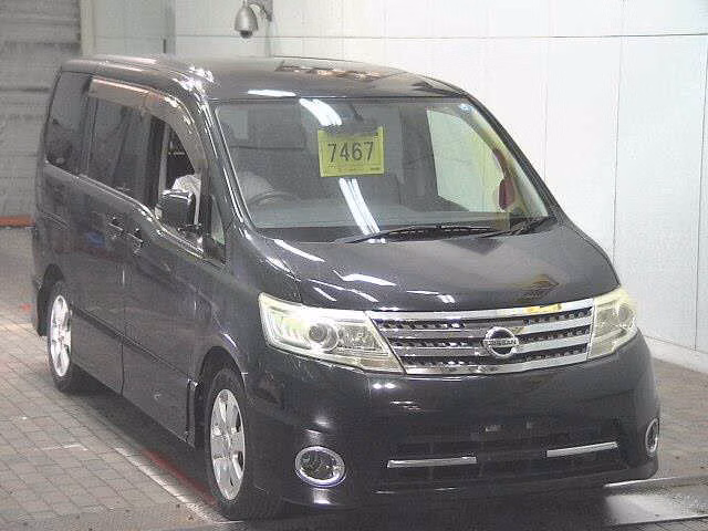 NISSAN SERENA