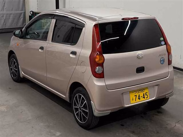 DAIHATSU MIRA